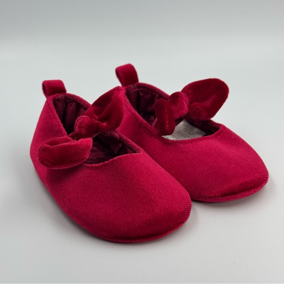 Carter’s Just One You Red Velvet Velour Baby Slip On Dress Shoes with Bows 0-3 - Picture 1 of 7
